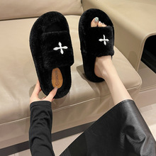 �¿�һ��ëë��ЬŮ�n��ʮ�ֻ���׃��|ë��Ьܛ�וr��ƽ��ëëЬ