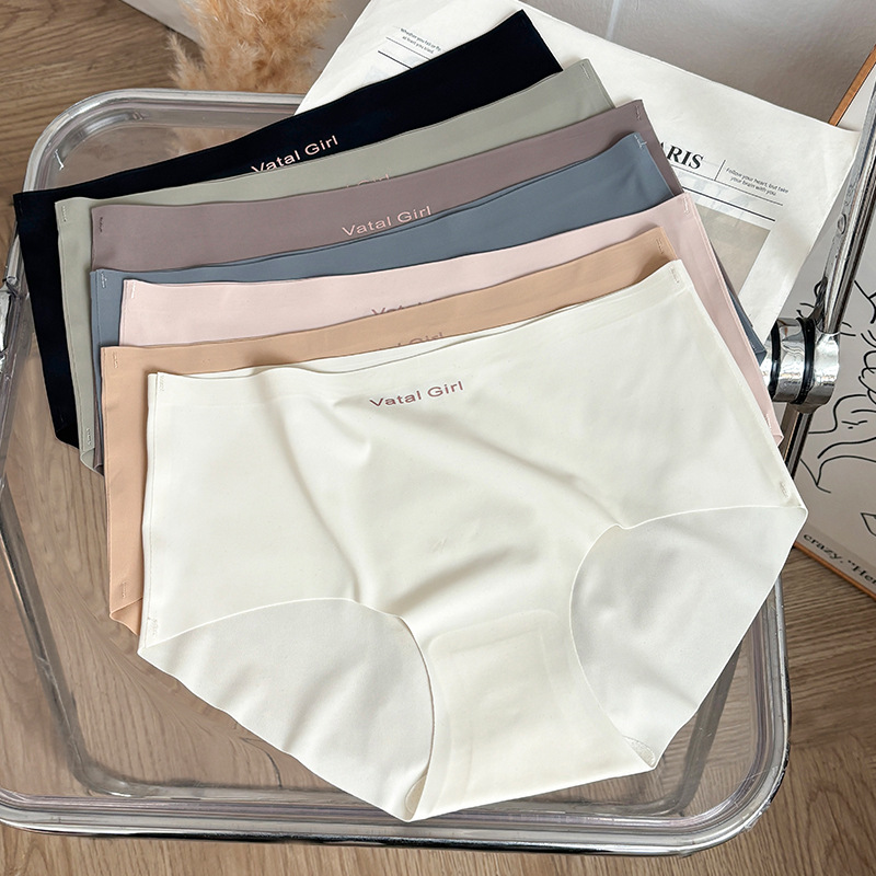 New Sexy Women's Seamless Ice Silk Panties, Mid-Waist Mulberry Silk Crotch Triangle Briefs, Elastic and Versatile