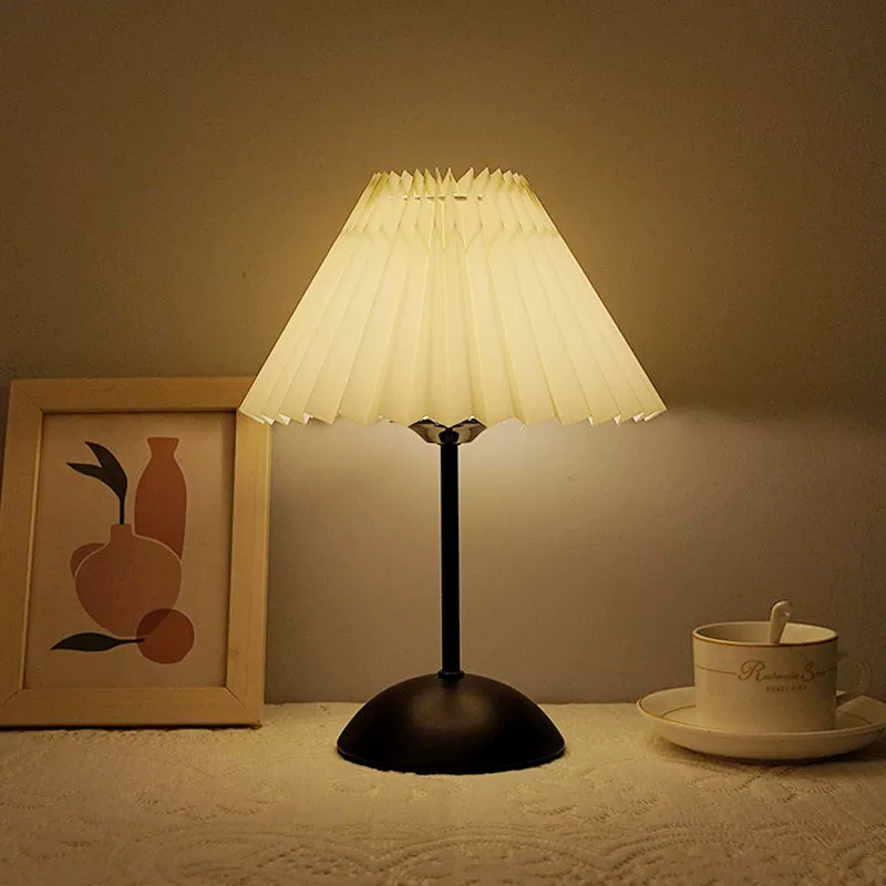 Retro table lamp for bedroom, atmospheric lantern for bed, night light for breastfeeding, remote control