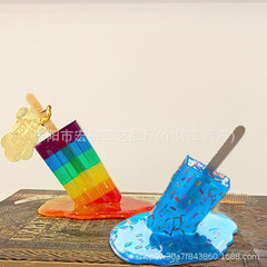 越境夏の爆発金は棒氷樹脂を溶かしてアイデア工芸品を並べます。