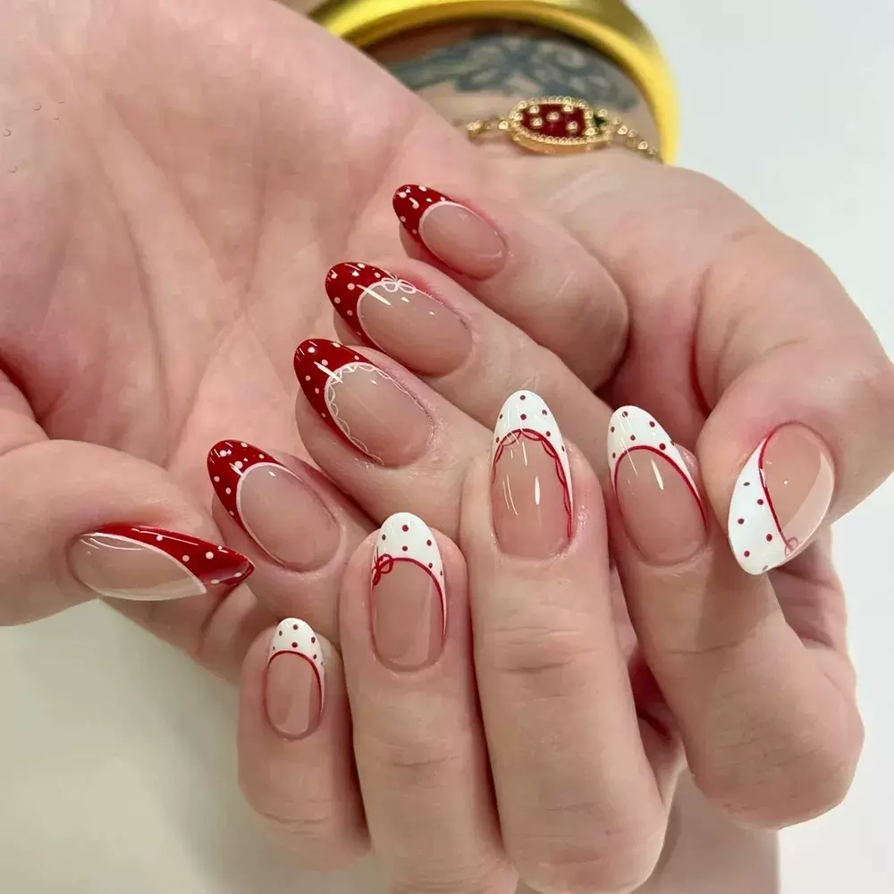 欧美跨境热销美甲 甲片情人节系列蝴蝶结波点法式杏仁 穿戴甲批发