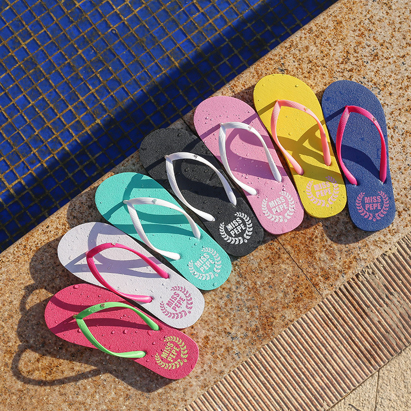 Flip flops de mujer de verano anti-deslizante confort de calzado de playa simple zapatillas de calzado de pies planas