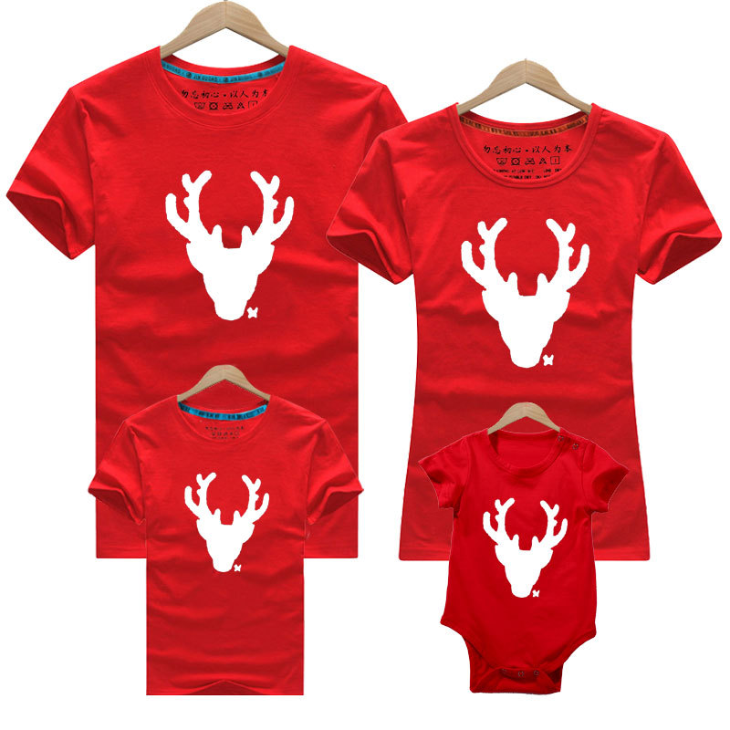 Año nuevo verano gran ciervo cabeza auto-producido algodón padre-niño ropa clase ropa impresa ropa de los niños de manga corta cuello redondo Camiseta al por mayor