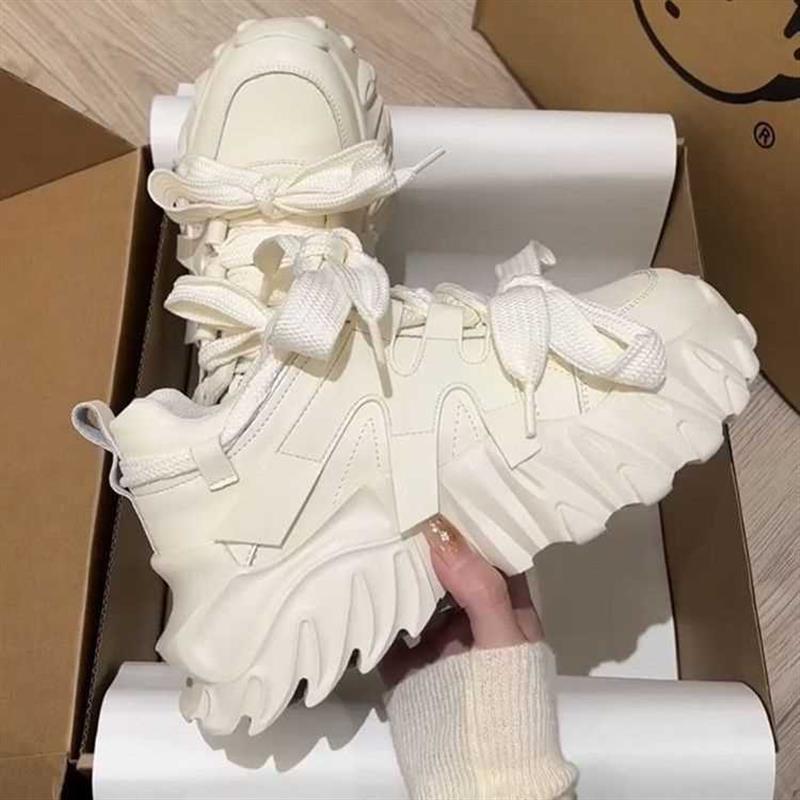 Internet celebrity platform height increasing clunky shoes for women 2023 Summer new Hong Kong style chic shoes for women all-matching casual shoes