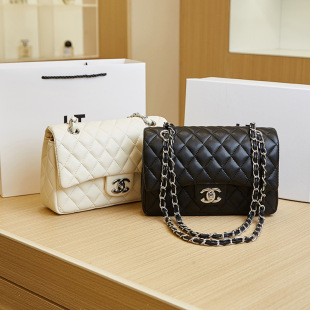 ����Ů�����ٴ�朗l��Ƥб���С���L�����߼����|��Ů��