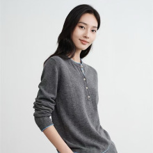 设计师品牌同款圆领长袖秋冬韩系风上撞色边排扣针织衫层次羊毛衫