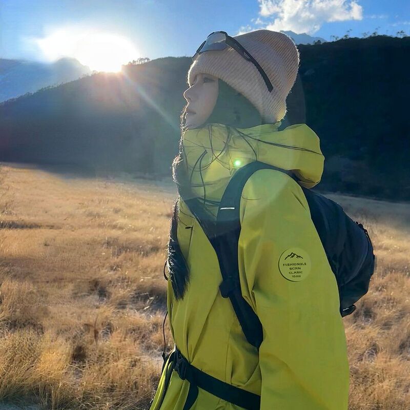 Outdoor 3-in-1 Unisex Couple's Jacket with Hood, Women's Windproof Waterproof Coat, Men's Jacket
