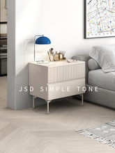 ✅简色调法式奶油风实木床头柜家用主卧小巧网红款床边柜无线充粉