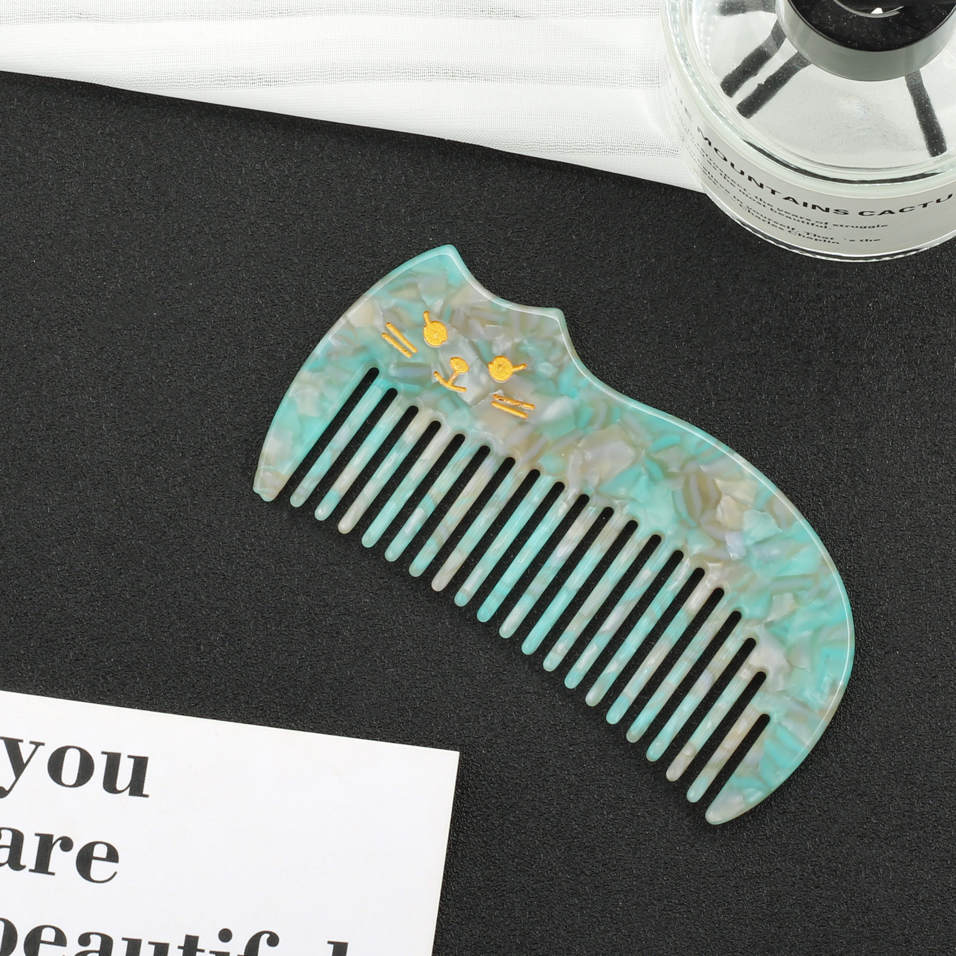 Temperamento retrógrado orejas de gato peine de cabello largo exquisito pequeño portátil pein de maquillaje ácido antiestático pein de niños image 12