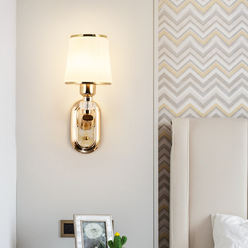 Lámpara de pared dormitorio lujoso europeo pasillo de la habitación de hotel moderno y minimalista sala de estar lámpara de pared de fondo L271