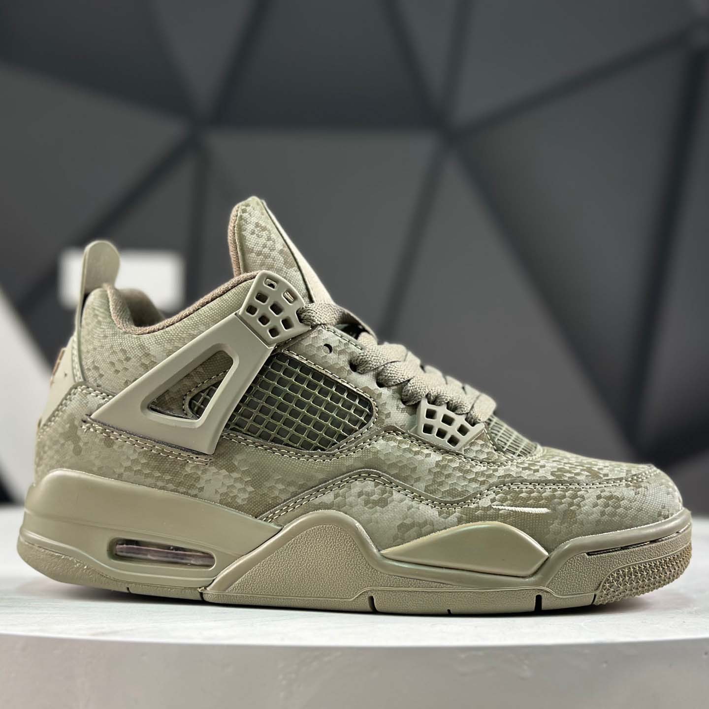Cross-border AJ4 Zapatos de baloncesto retro zapatos casuales de pareja zapatos deportivos de moda rosa versátiles
