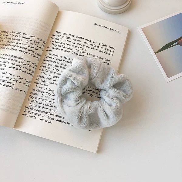 8#Light green plush hair circle