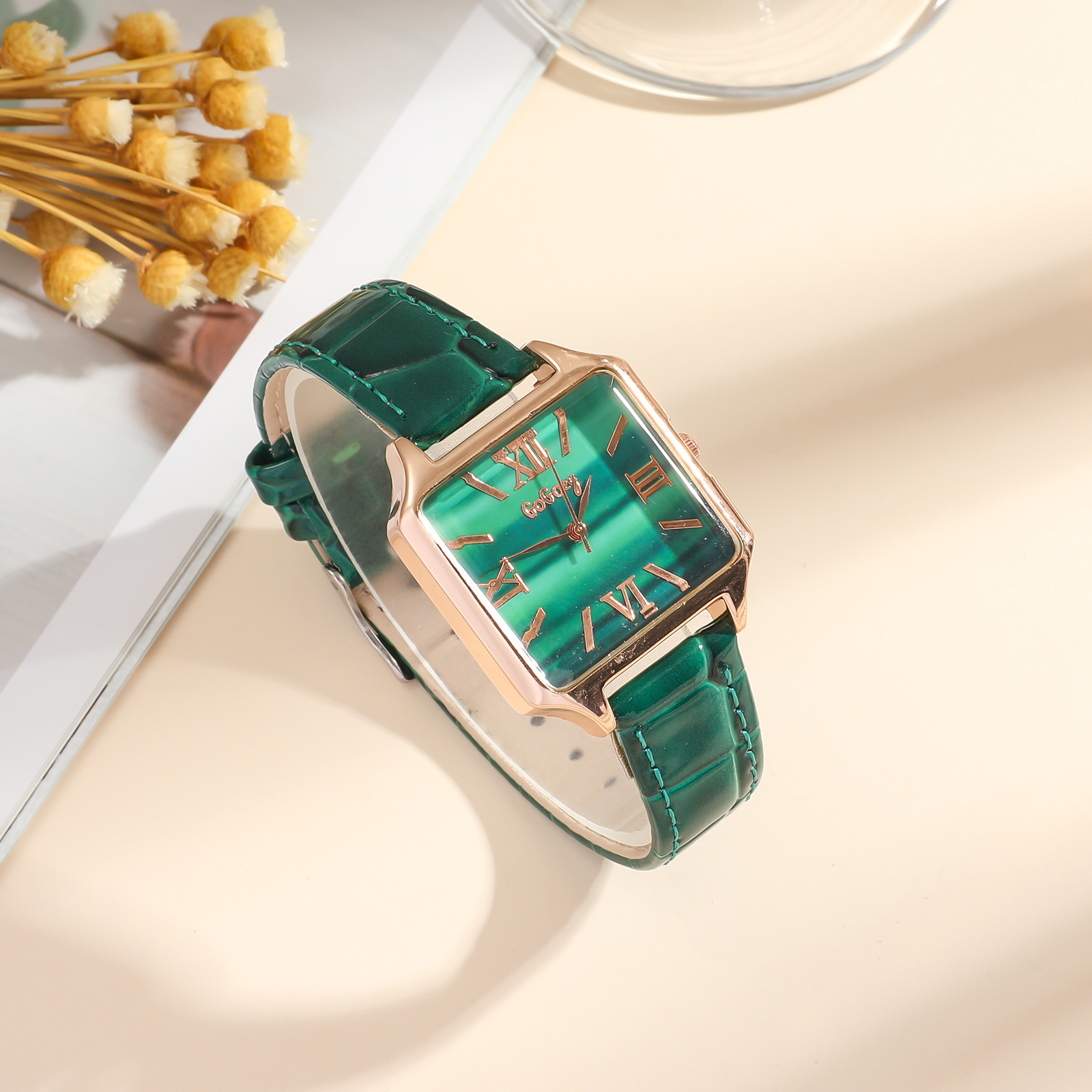 80g Weight Ordinary Glass Mirror Material Alloy Strap Material Watch Classification Pointer Display Type Single Folding Buckle Buckle Style Round Dial Shape Daily Occasion Quartz Movement Square Pattern Women's Gender Vintage Style Style Vintage Style Square Single Folding Buckle Quartz Women's Watches 7
