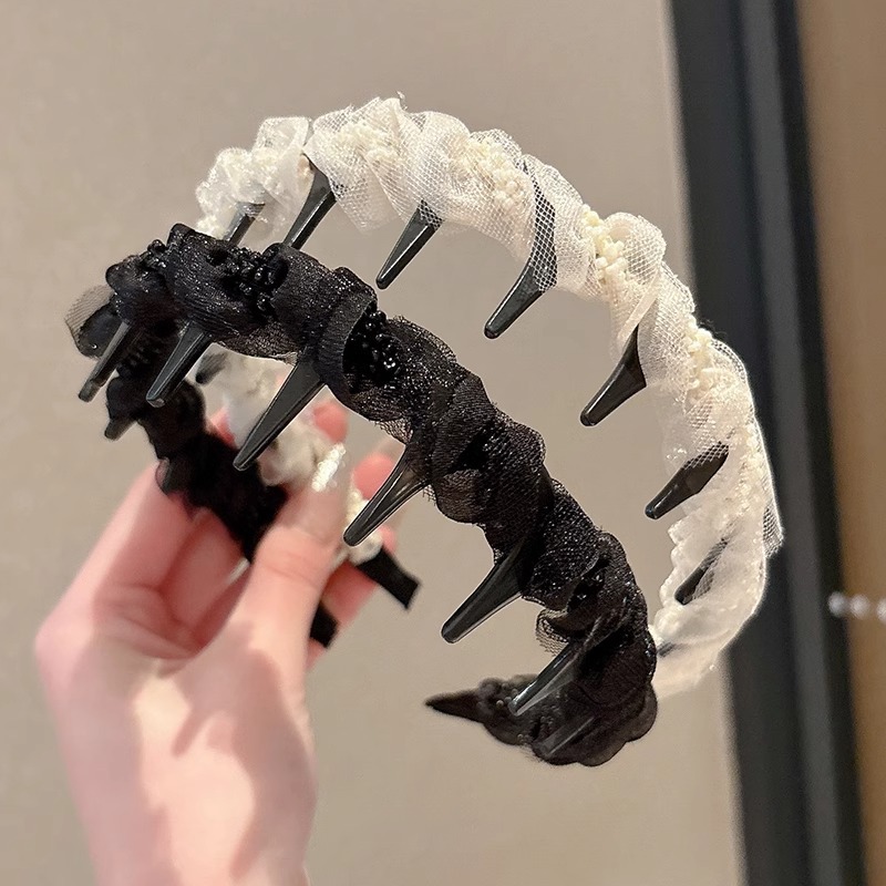 Diadema de diamantes de imitación de hilo de malla negra twist Diadema de temperamento superior de cráneo alto femenino con dientes, tarjeta de lujo ligera antideslizante, tocado facial