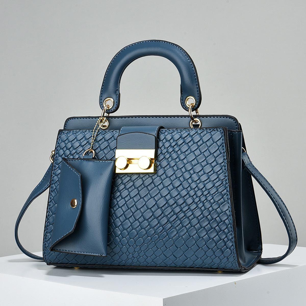 Femmes Grande Faux Cuir Couleur Unie Style Classique Carré Fermeture Éclair Sac Bandoulière display picture 4