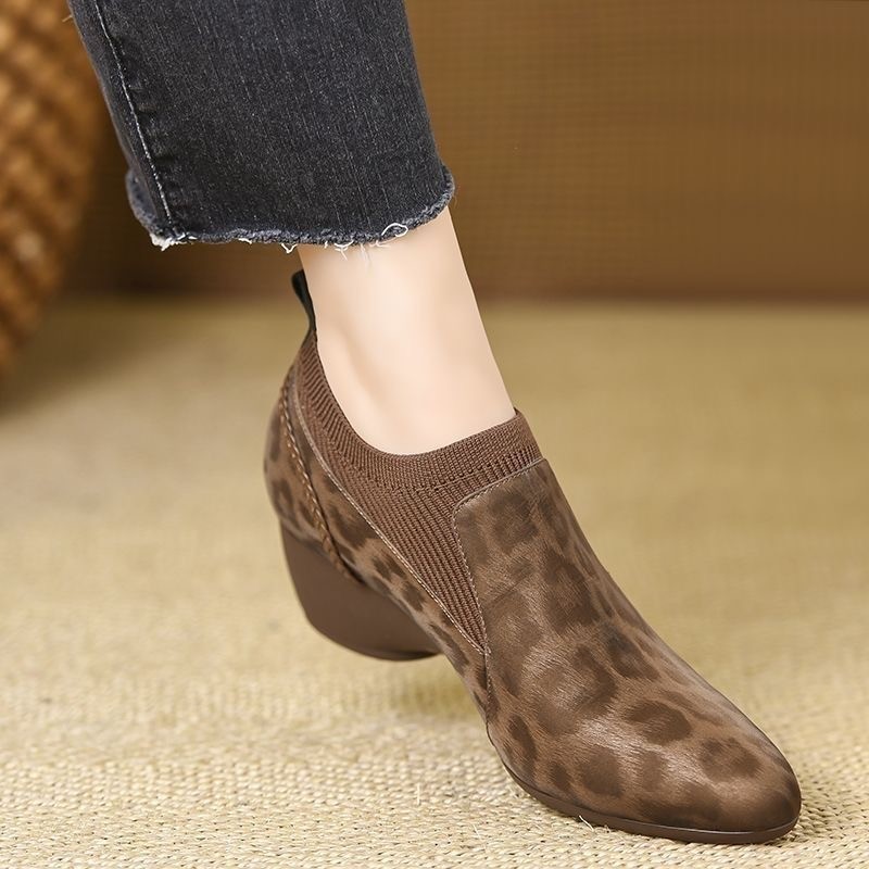 2026 primavera y verano retro tejido empalmado leopardo profundo zapatos de cabeza metálica damas zapatos de moda de talón grueso temperamento
