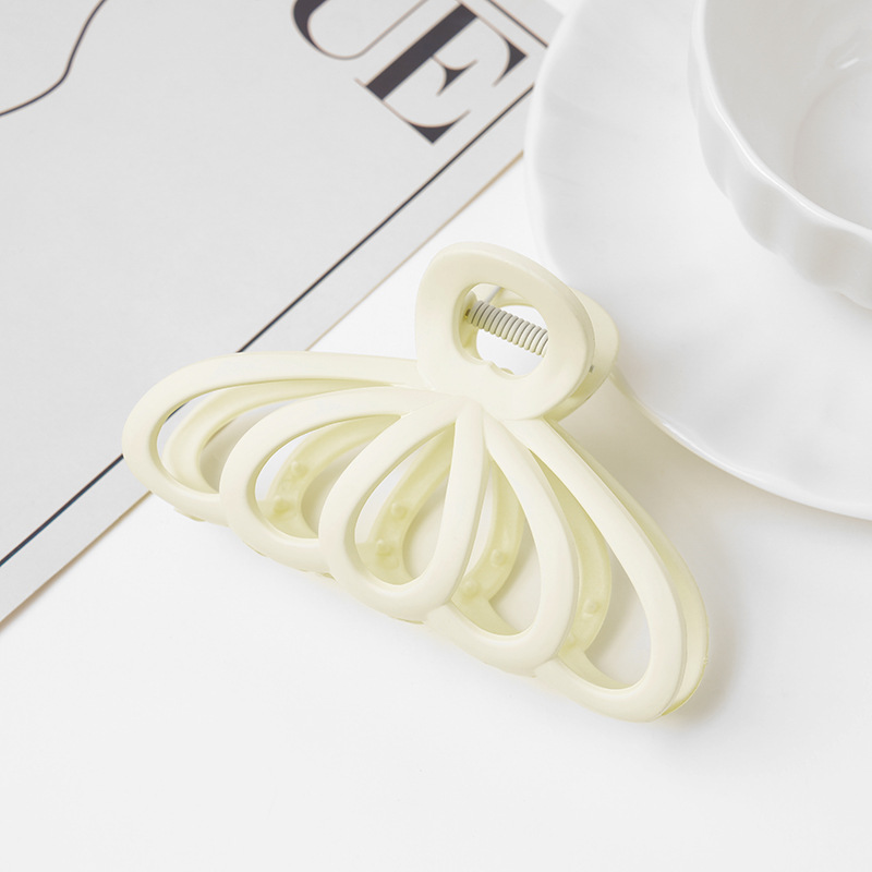5g Weight Hair Claws Hair Accessories Type 1 Piece Quantity Casual, Holiday, Daily Occasion Plastic Material Geometric Pattern All Seasons Season Women's Gender Simple Style, Classic Style Style Simple Style Classic Style Women's Geometric Plastic Hair Claws 26