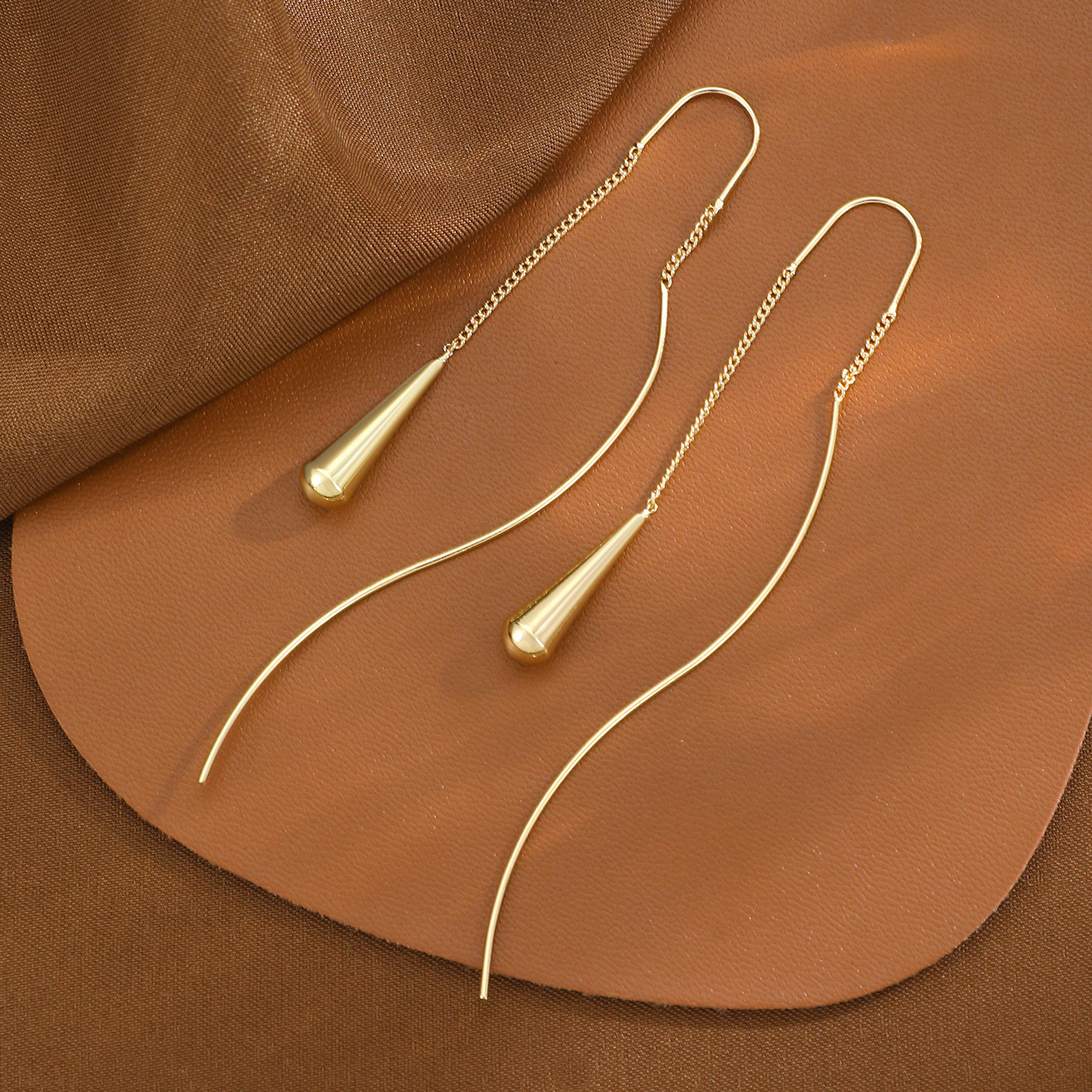 Neuer langer Quasten-Wassertropfen für Haarschmuck für Damen, leichtes Luxus- und Nischendesign, S-förmige Ohrstecker_voghion.com