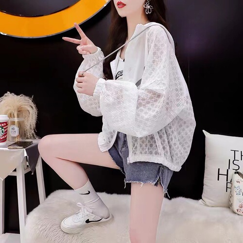 Source manufacturer wholesale summer sun protection clothing for women, super fairy style cardigan, thin hollow hollow air-conditioning shirt for women, jacket