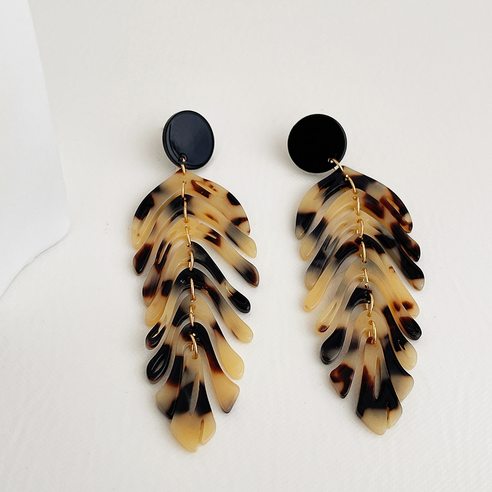 1 Pair Quantity Casual, Daily, Street Occasion 1 Pair Fashion Leaf Acetic Acid Sheets Drop Earrings