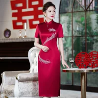 Улучшенное атласное платье Cheongsam из ацетата Лето 2023 Новое ежедневное платье в традиционном китайском стиле Платье для банкета