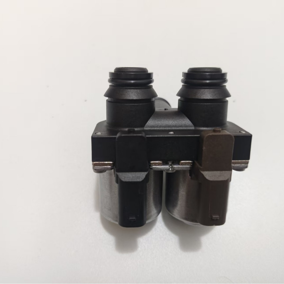 A0009820617/000 982 06 17 Suitable for Mercedes-Benz W222 S450 S500 Heater Water Valve