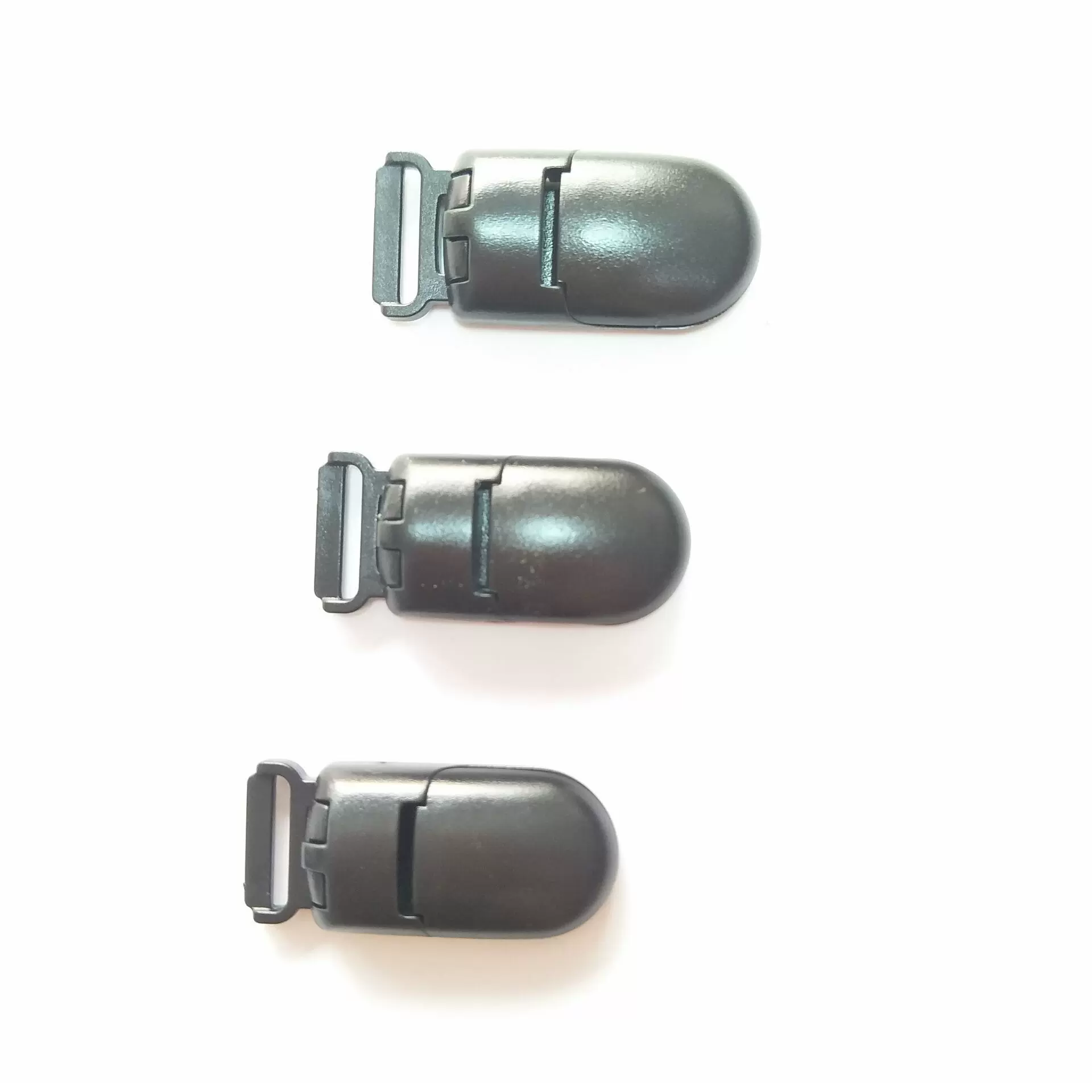 塑料鸭嘴扣 15  20 MM吊带夹子母婴奶嘴夹内衣固定器多用夹