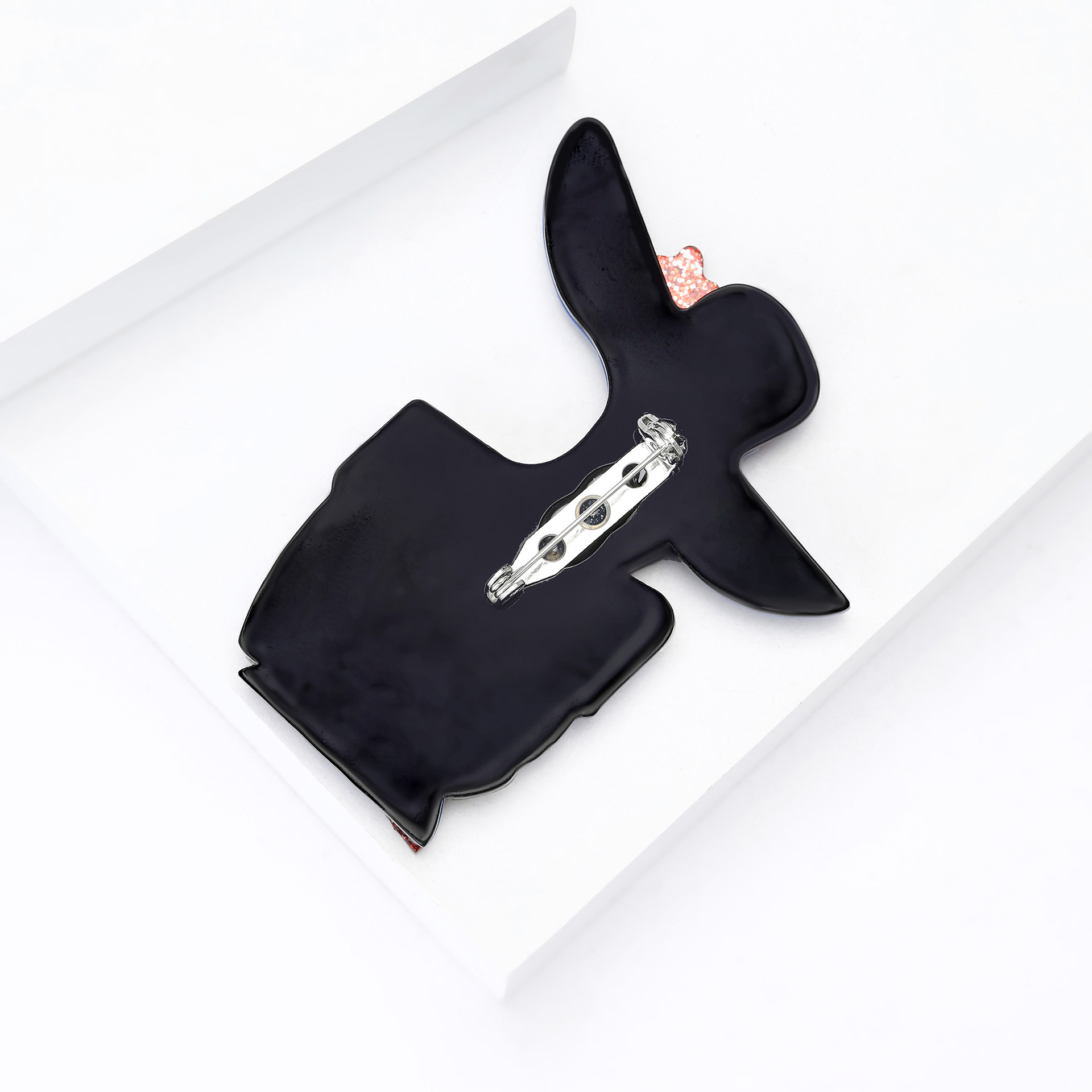 Cross-Border Hot-Selling European and American Acrylic Monroe Girl Brooch Fashion Versatile Women's Clothing Corsage Jewelry Pin