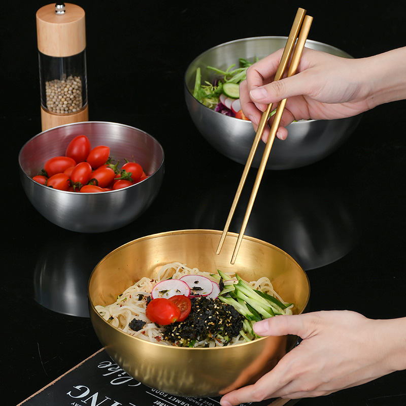 Cuenco de oro del bibimbap que cocina el cuenco grande redondo para el uso comercial Cuenco de fideos frío de una sola capa del cuenco de acero inoxidable del cuenco de ensalada coreano