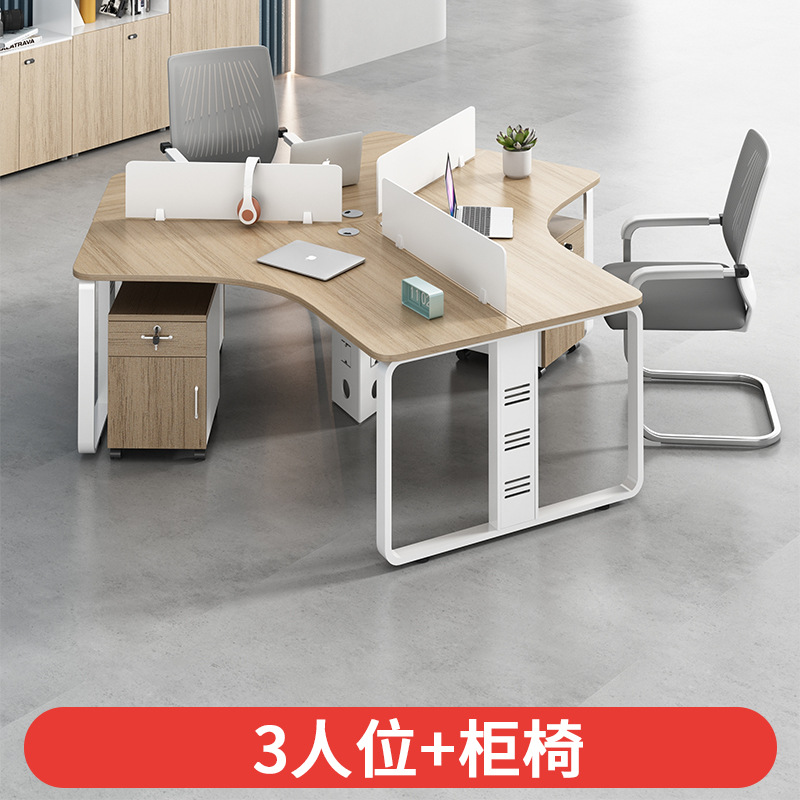 3 -person+стул кабинета