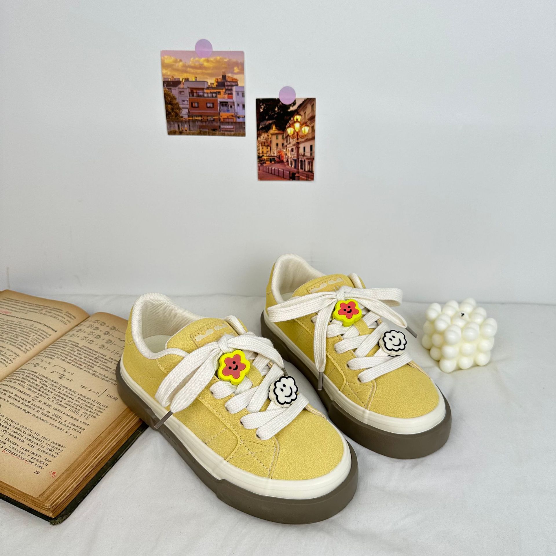 2024 yuanbo otoño nuevos zapatos de skate de entrenamiento de estilo coreano zapatos de lona de moda de mujer en vivo zapatos de mujer actualización