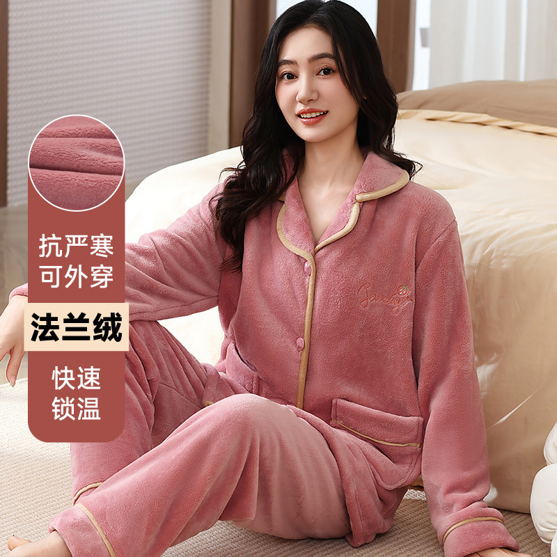 Pajamas for Women Winter Thickeneded Warm Flannel Long-Sleeved Two-Piece Set 2025 New Mother's Large Size Loose Home Clothes Pajamas for Women Winter Thickeneded Warm Flannel Long-Sleeved Two-Piece Set 2025 New Mother's Large Size Loose Home Clothes