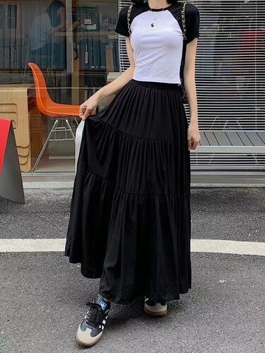 Half skirt spring and summer women's new white all-matching solid color cake skirt, high waist, slimming, large swing skirt, casual dress