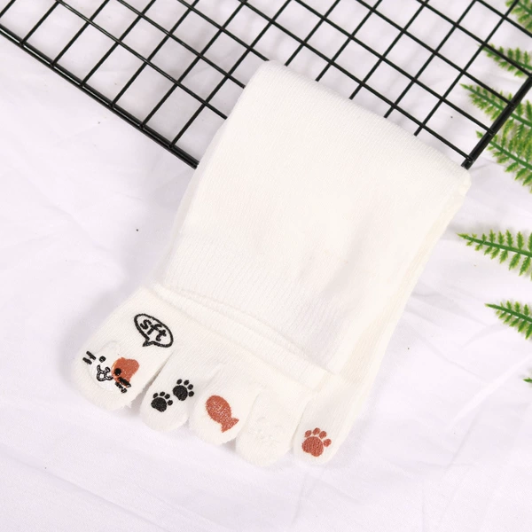 Flower Cat-White