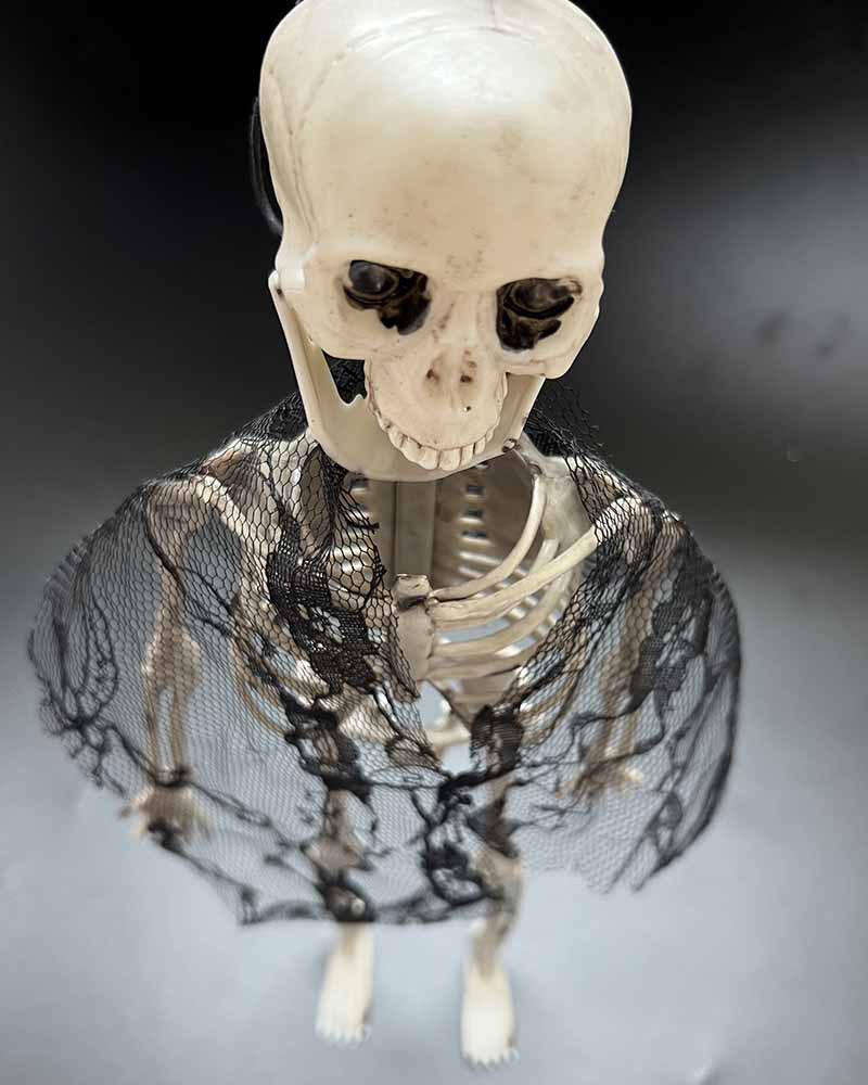 Halloween cráneo esqueleto fantasma casa bar decoración apoyos 40cm simulación Cuerpo Humano esqueleto de plástico colgante adornos