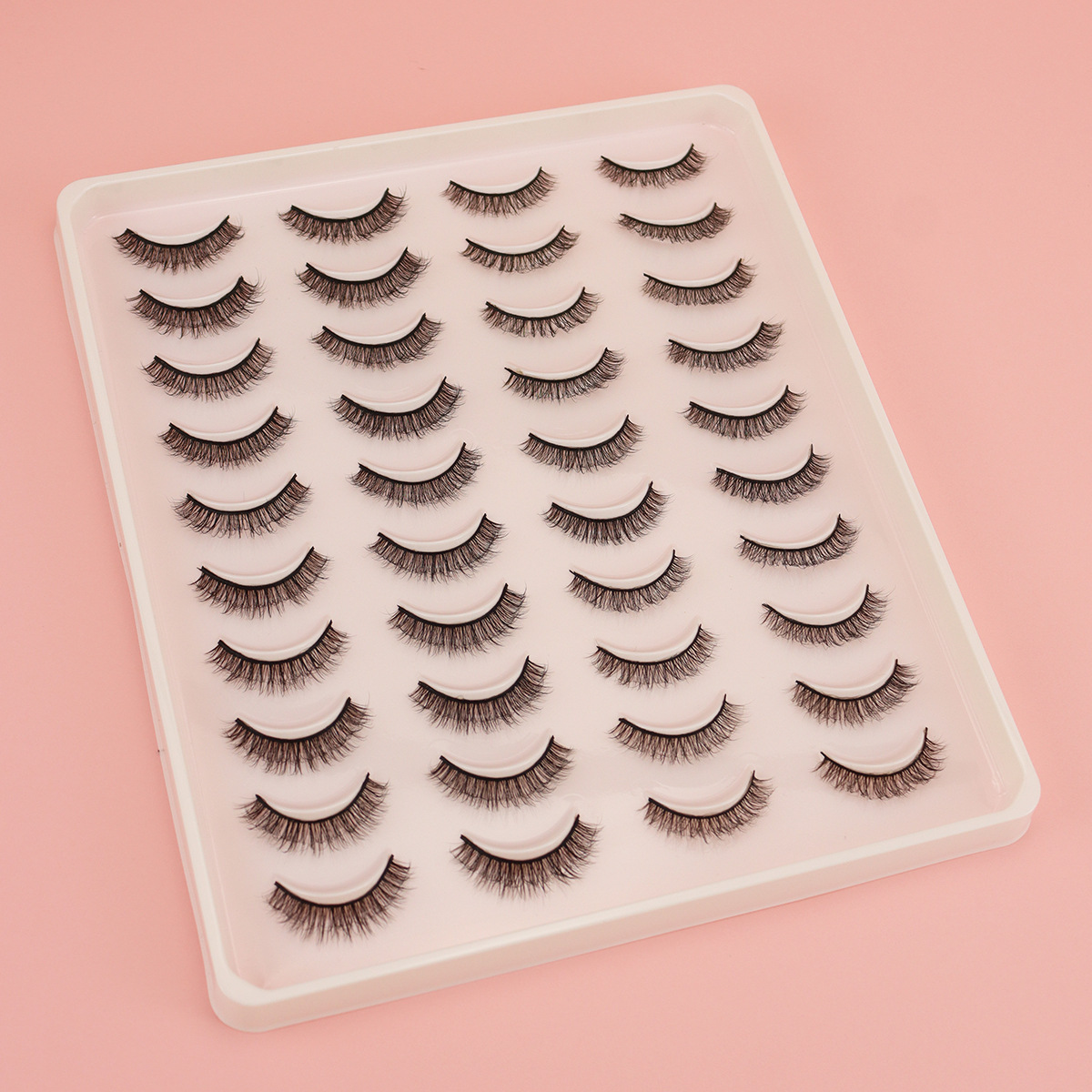 Gran capacidad de comercio exterior de Europa y los Estados Unidos una sola pieza de pestañas falsas tridimensionales curvas naturales cortas auto-injerto a pestañas peludas