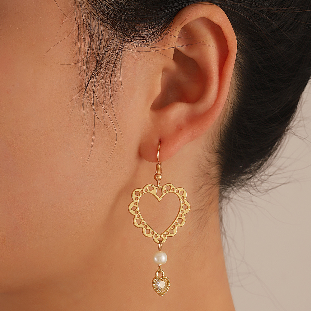Elegant brand retro diamond earrings heart-shaped heart shaped from…