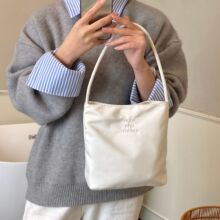 ����Ů2025�¿���ֶY���������������r�м�ɫ�ٴ����eҸ�μ��