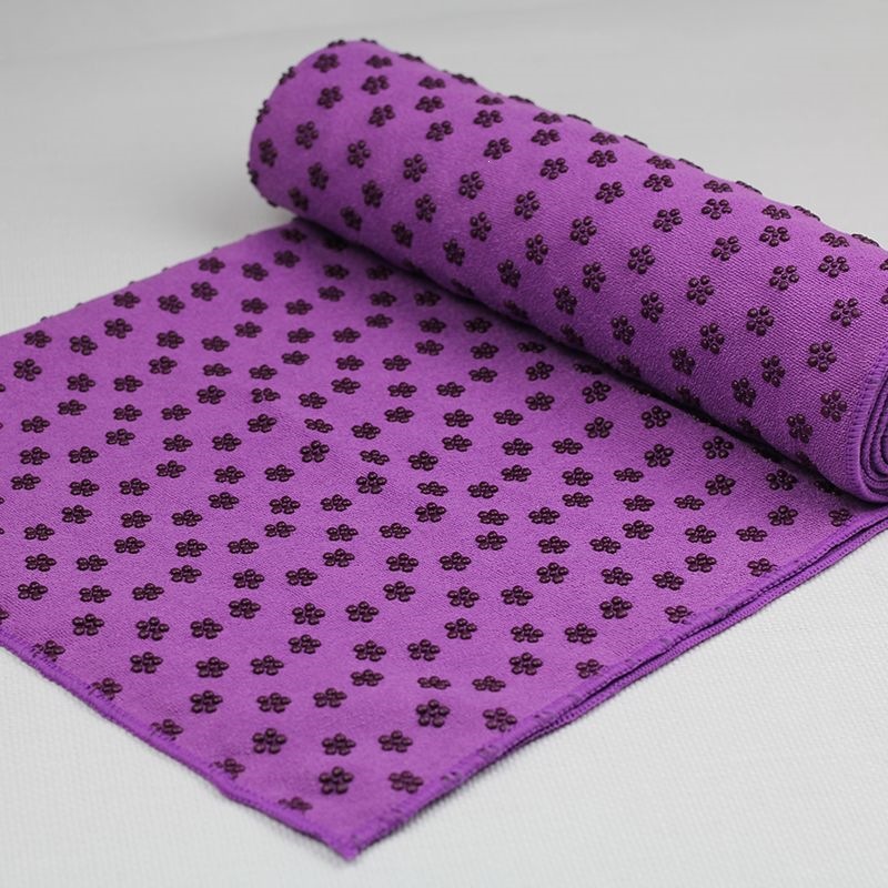 Plum blossom patterned yoga mat, yoga blanket, thickened yoga towel, non-slip, machine washable towel blanket