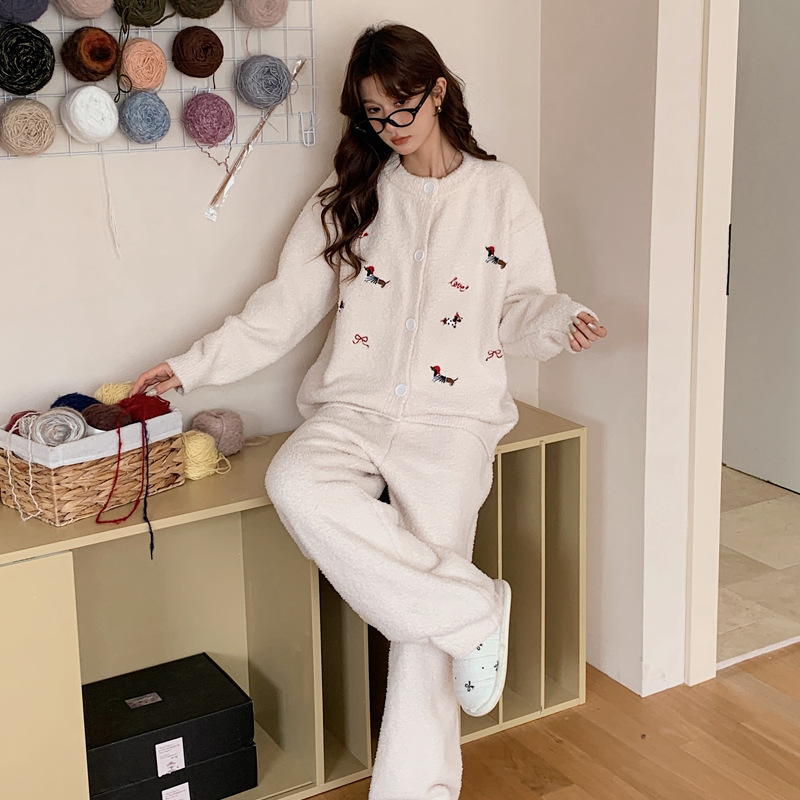 Thickened Autumn and Winter Warm Half-Velvet Pajamas for Women Round Neck Cartoon Puppy Cardigan Home Long-Sleeved Suit Home Clothes
