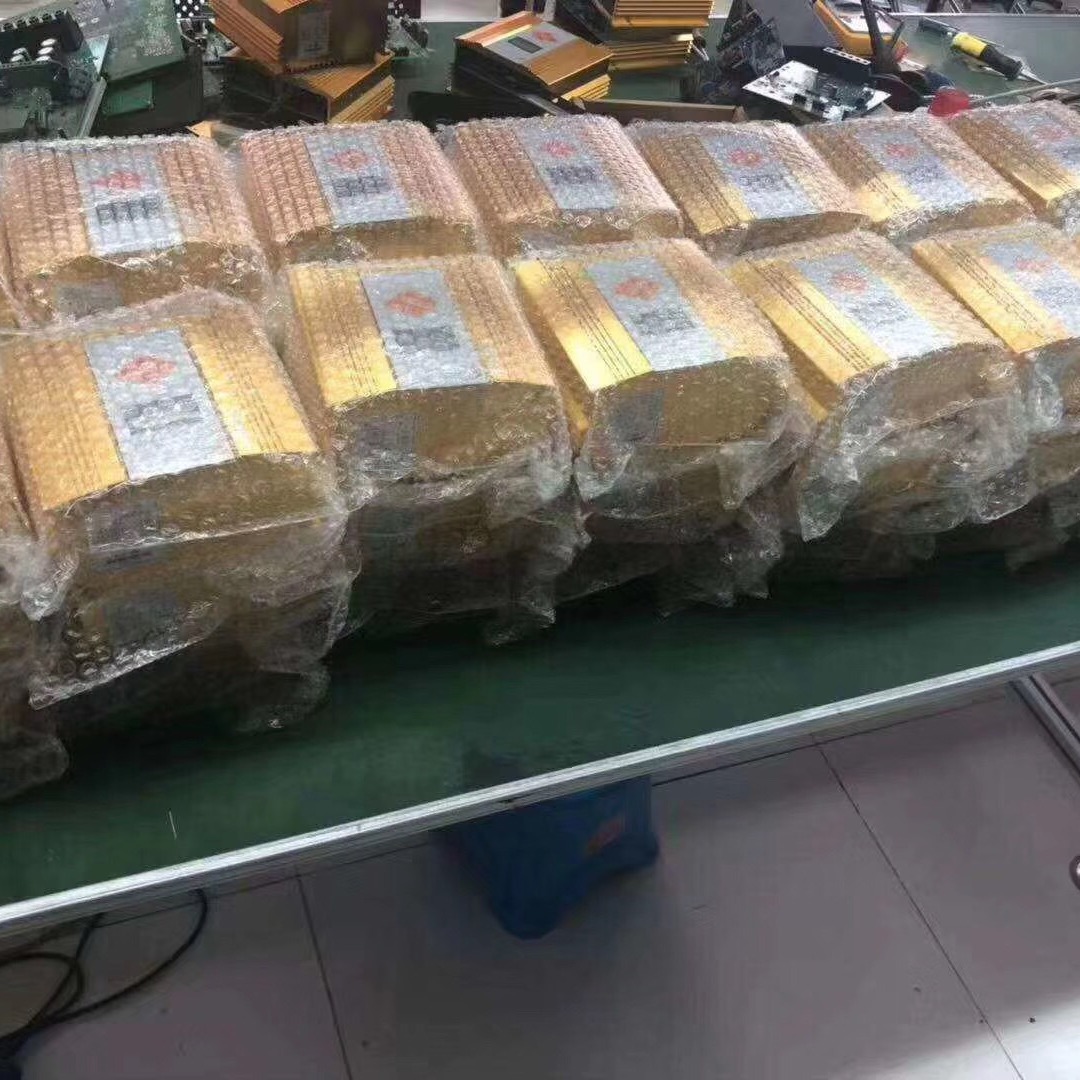 500W/12V,24V,48V风光互补控制器