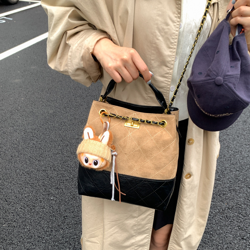 Bolsas de mujer transfronterizas, bolsas de hombro, bolsas de mano, bolsas de cadena de diamantes retro, bolsas de mochila.