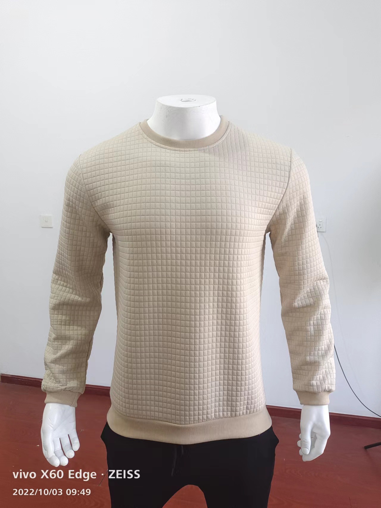 Long Sleeve Knitted T-shirt For Men Solid Colour Round Neck_voghion.com