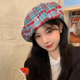 2024新款复古撞色格子大版贝雷帽学院文艺青年显脸小拍照画家蓓蕾