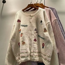 秋冬女装女装新款森女系刺绣草莓单排扣宽松长袖毛衣开衫外套女
