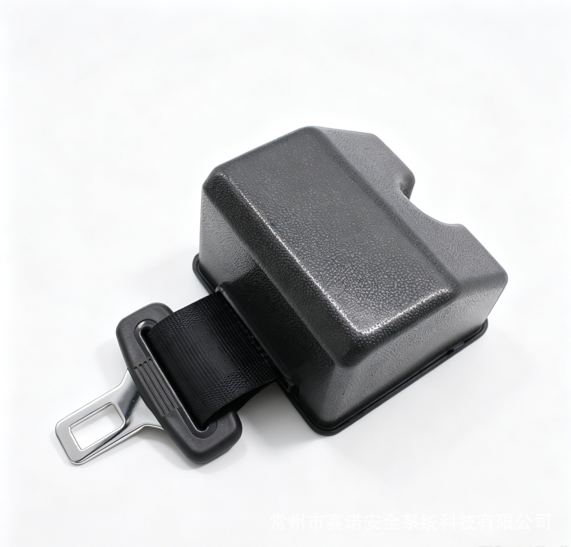 Automatically retractable two-point seat belt for cars, buses, and forklifts, with emergency locking function