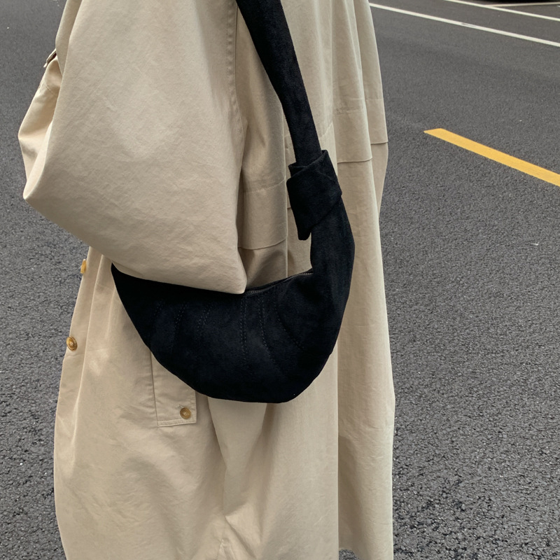 跨境韩版潮时尚饺子包女2025秋冬新款复古大容量单肩包百搭斜挎包|undefined