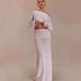 毛衣;连衣裙;时尚休闲套装