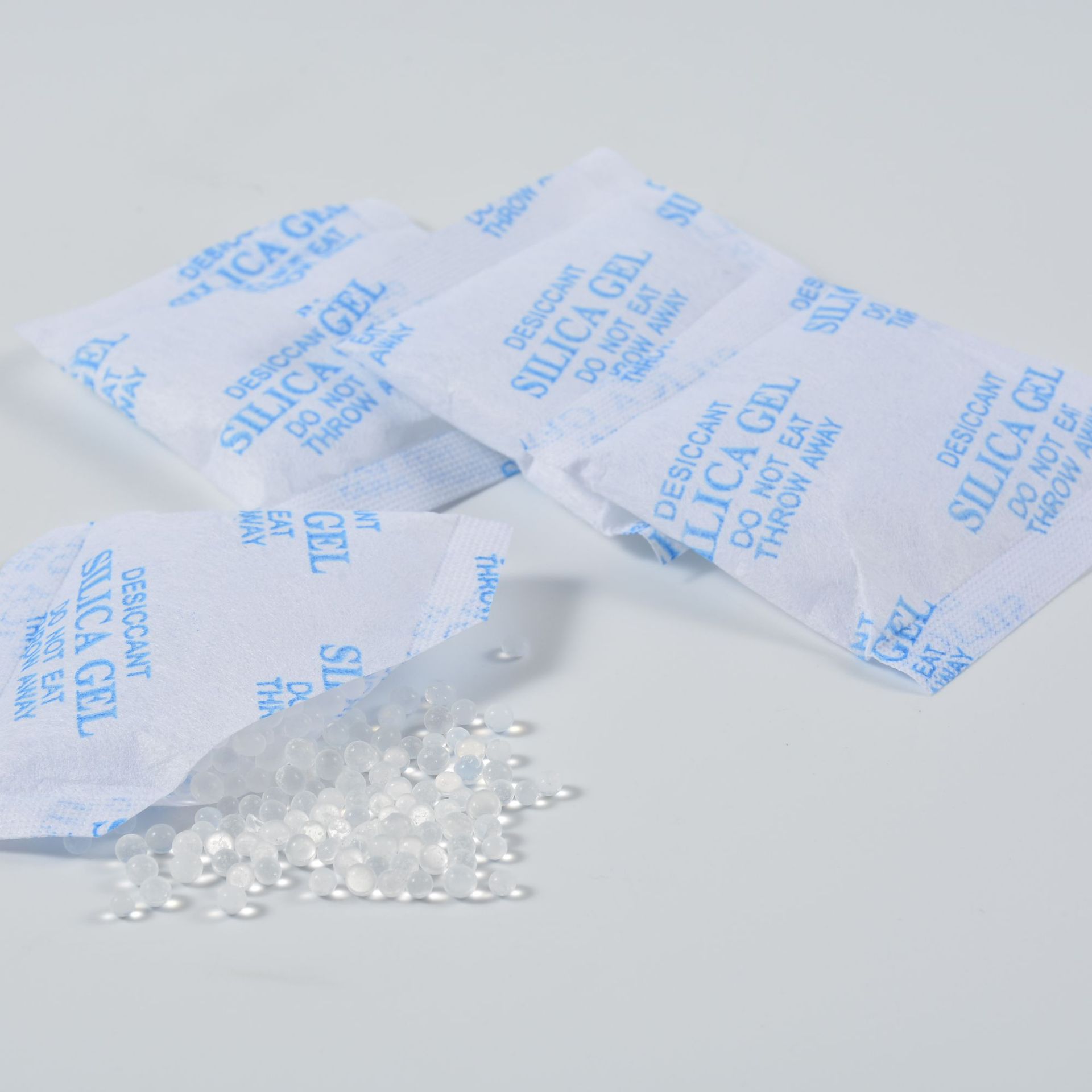 10克硅胶干燥剂防潮防霉吸附除湿干燥剂厂家直供