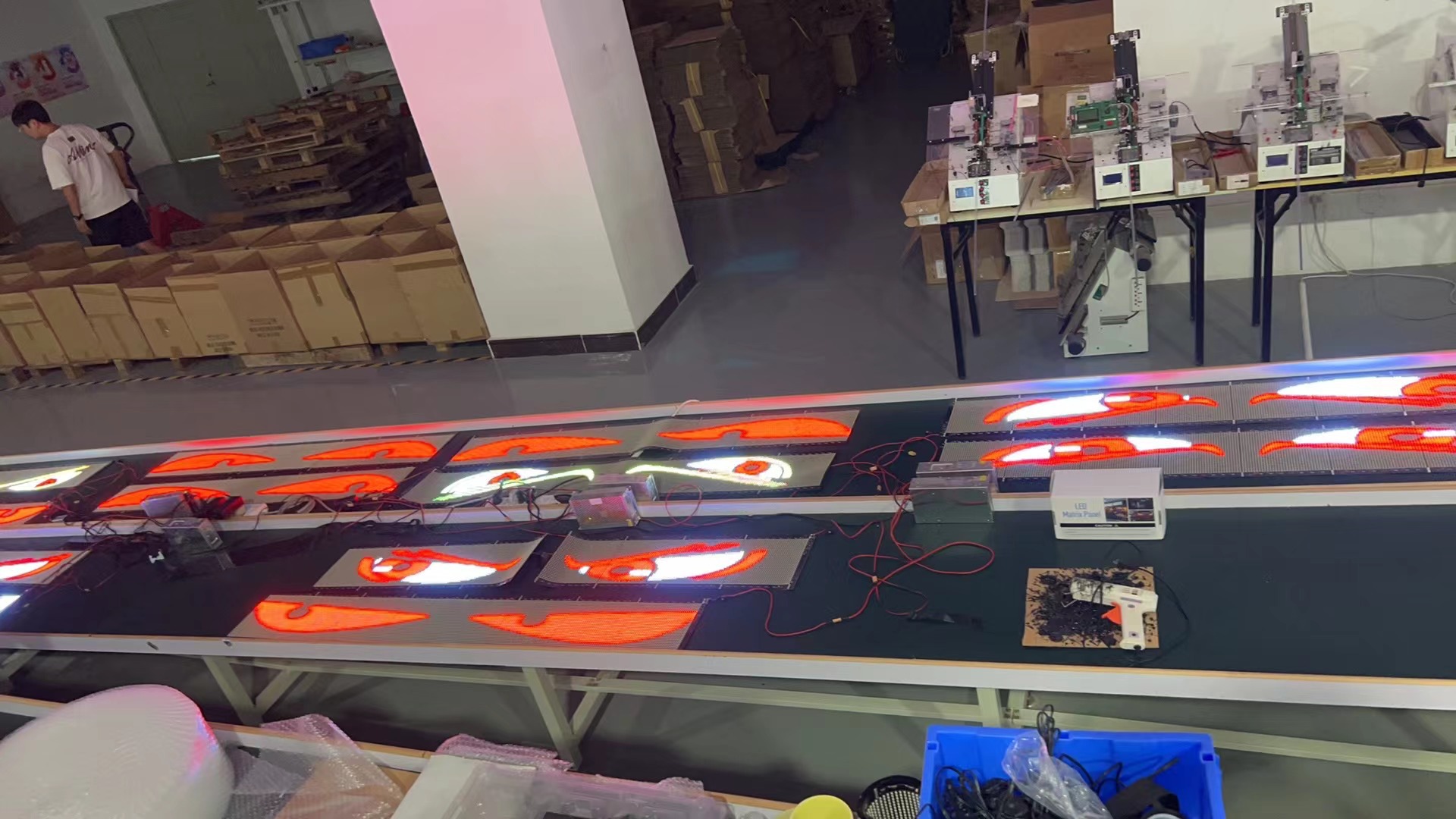 M 시리즈 23.2cm*160cm 리모콘이 없는 대형 아이 램프 세트(대형 자동차 핫 모델)